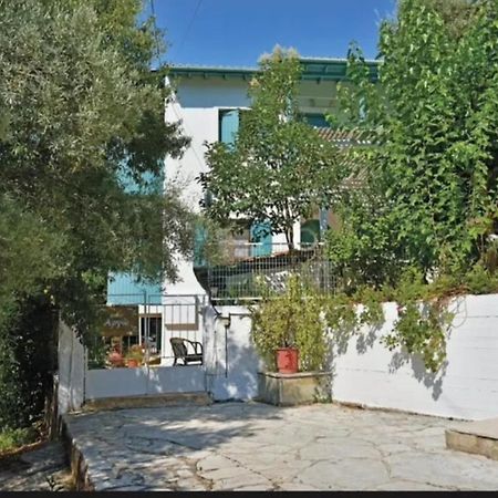 Argo Rooms Áyios Nikítas Exterior foto